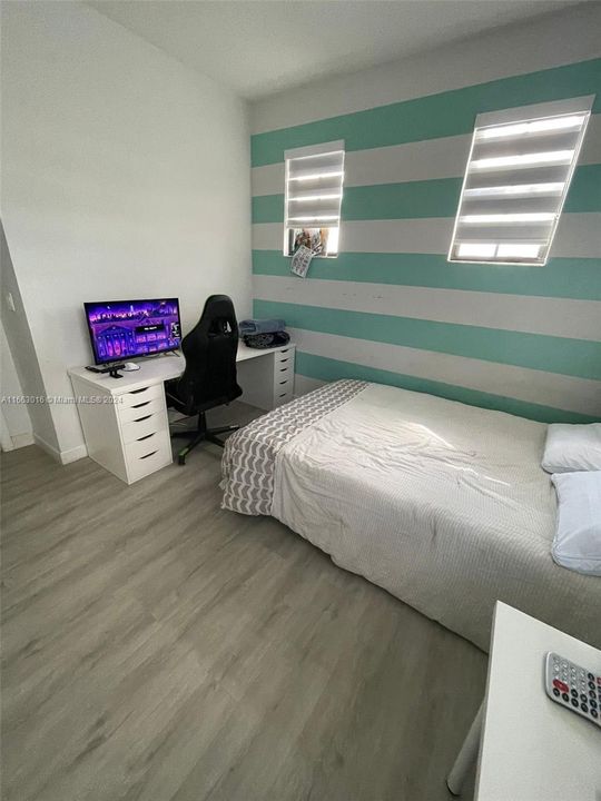 В аренду: $4,950 (4 спален, 2 ванн, 2318 Квадратных фут)