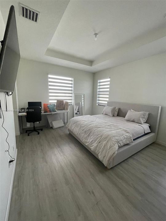 En Renta: $4,950 (4 camas, 2 baños, 2318 Pies cuadrados)