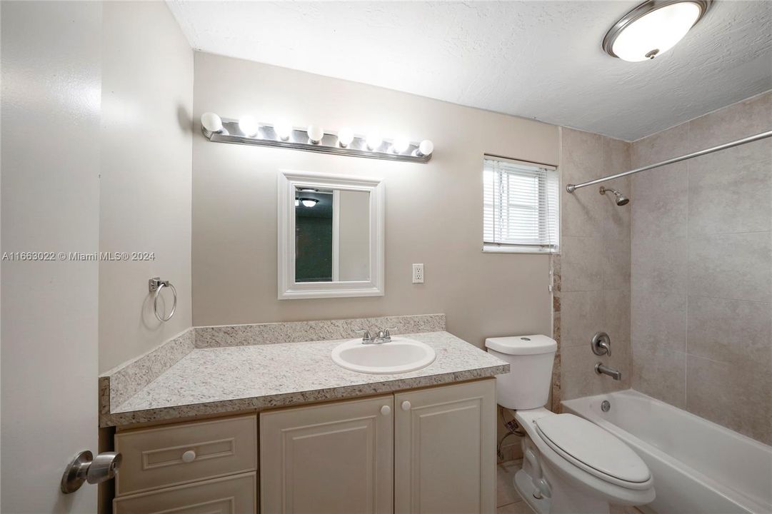 For Sale: $435,900 (3 beds, 2 baths, 1516 Square Feet)