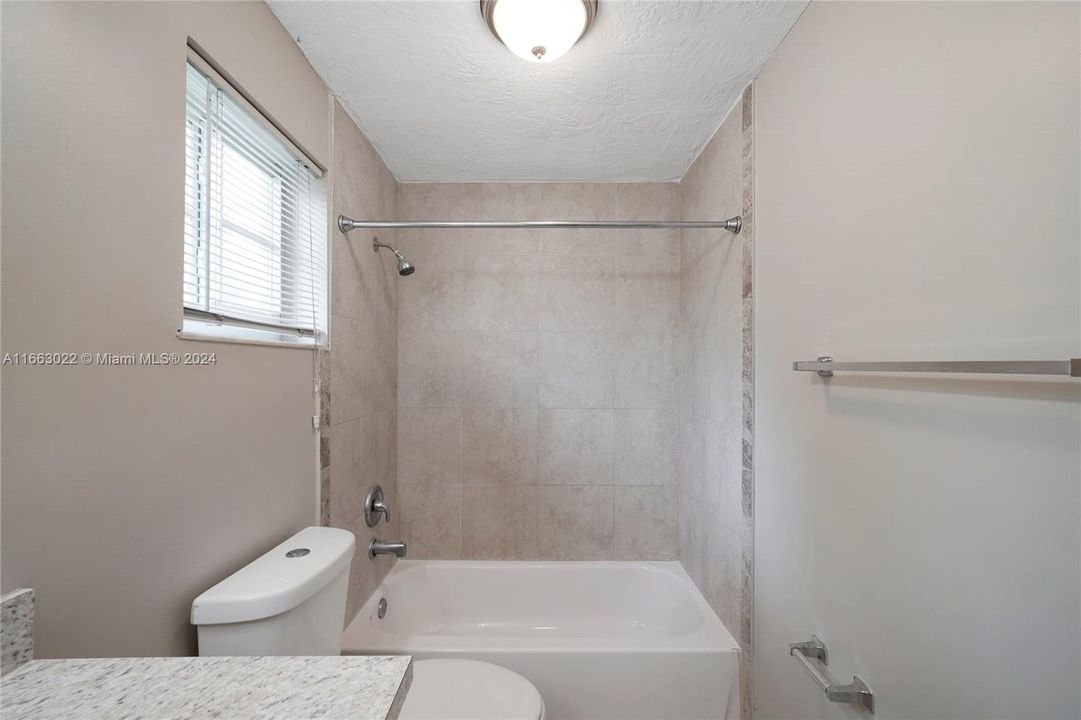 For Sale: $435,900 (3 beds, 2 baths, 1516 Square Feet)