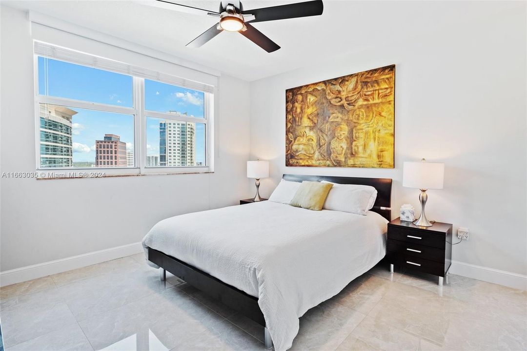 For Sale: $675,000 (2 beds, 2 baths, 1080 Square Feet)