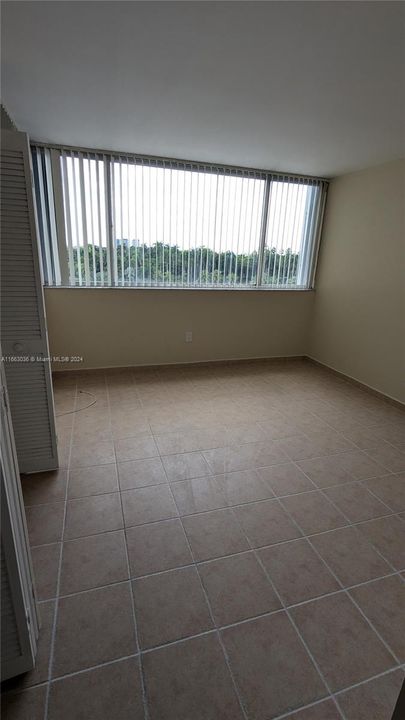 For Rent: $2,500 (2 beds, 2 baths, 883 Square Feet)