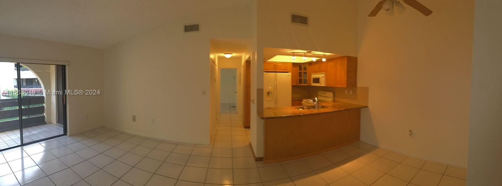 For Rent: $2,450 (2 beds, 2 baths, 944 Square Feet)