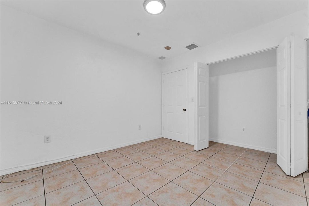 For Rent: $2,100 (1 beds, 1 baths, 548 Square Feet)