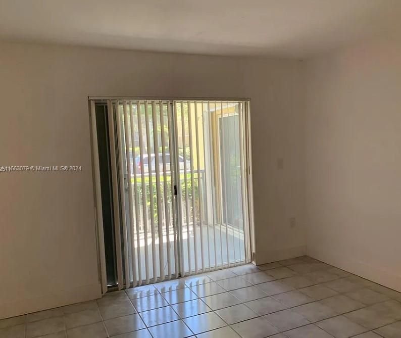 For Rent: $2,250 (2 beds, 2 baths, 1113 Square Feet)