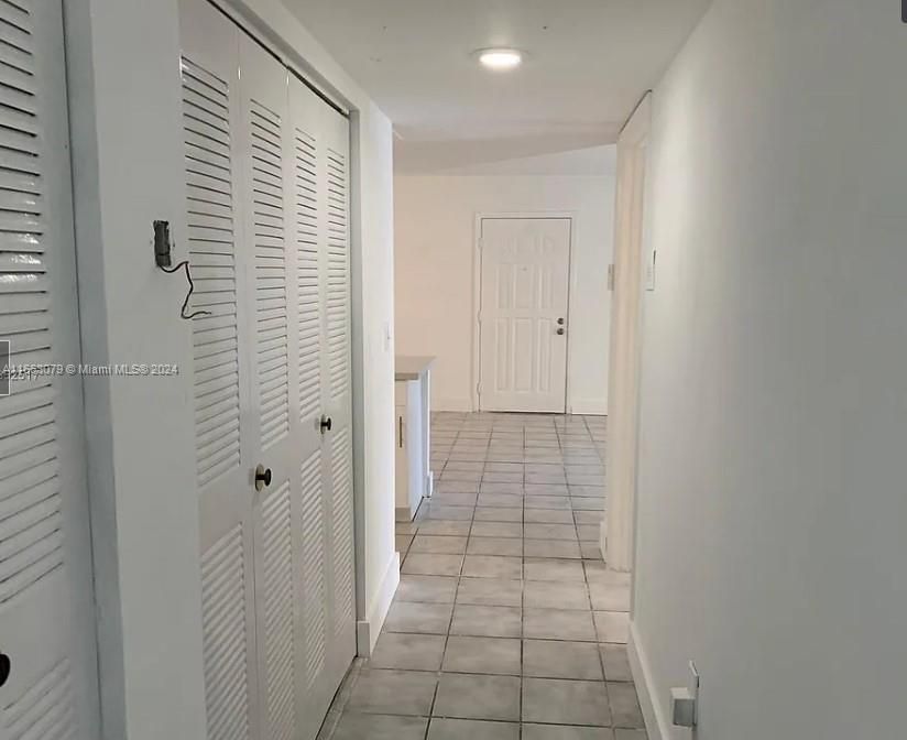 For Rent: $2,250 (2 beds, 2 baths, 1113 Square Feet)