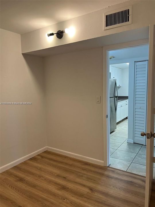 For Rent: $2,500 (1 beds, 2 baths, 935 Square Feet)