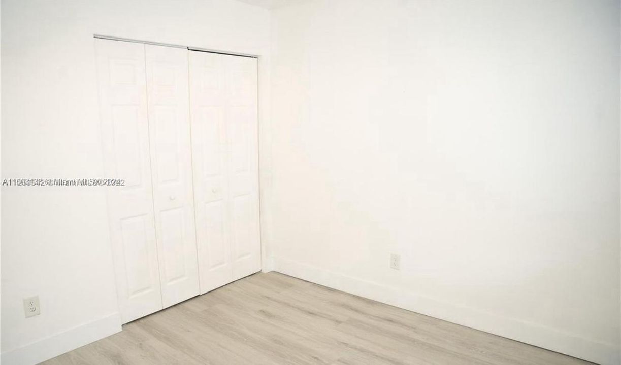 For Sale: $280,000 (2 beds, 2 baths, 752 Square Feet)