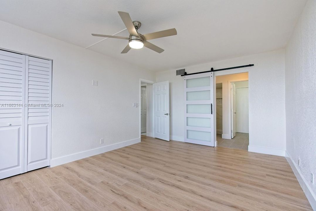 For Sale: $250,000 (2 beds, 2 baths, 1148 Square Feet)