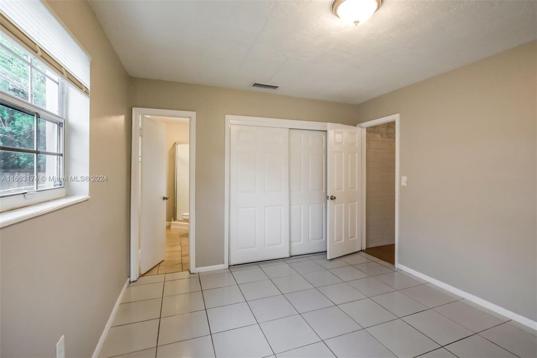 For Rent: $2,710 (3 beds, 2 baths, 1550 Square Feet)