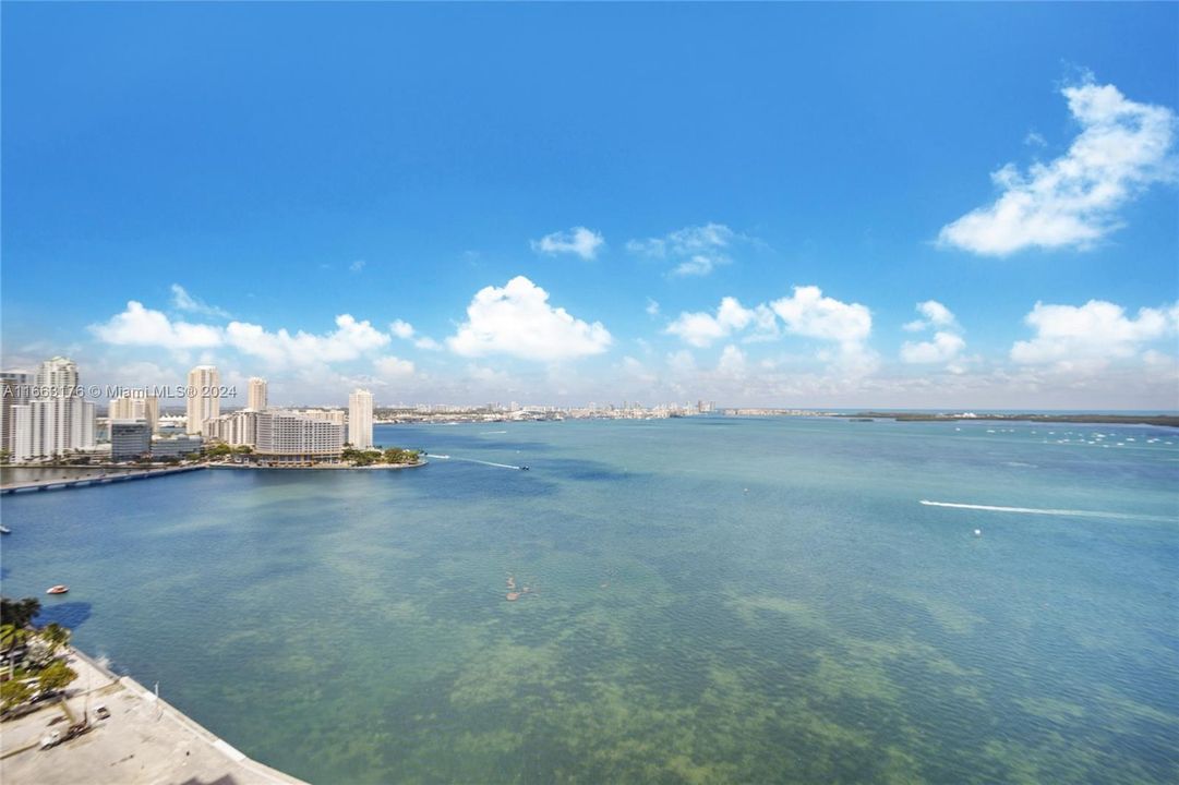 Recently Rented: $11,500 (2 beds, 2 baths, 1878 Square Feet)