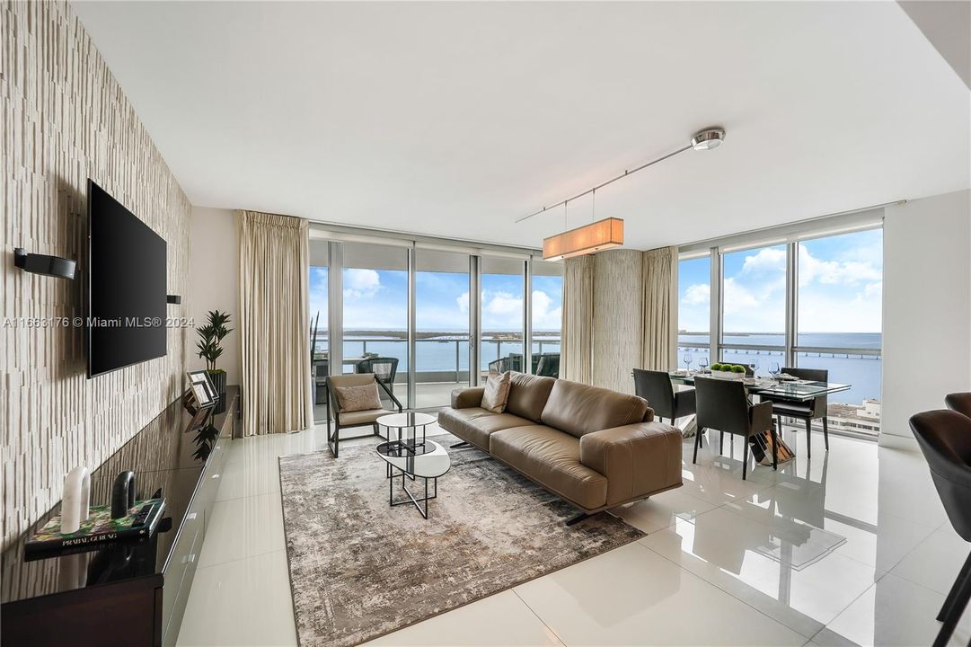 Recently Rented: $11,500 (2 beds, 2 baths, 1878 Square Feet)