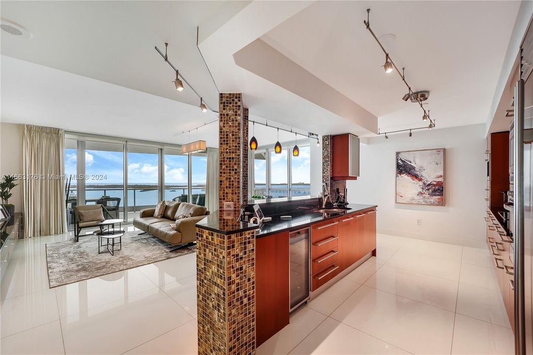 Recently Rented: $11,500 (2 beds, 2 baths, 1878 Square Feet)