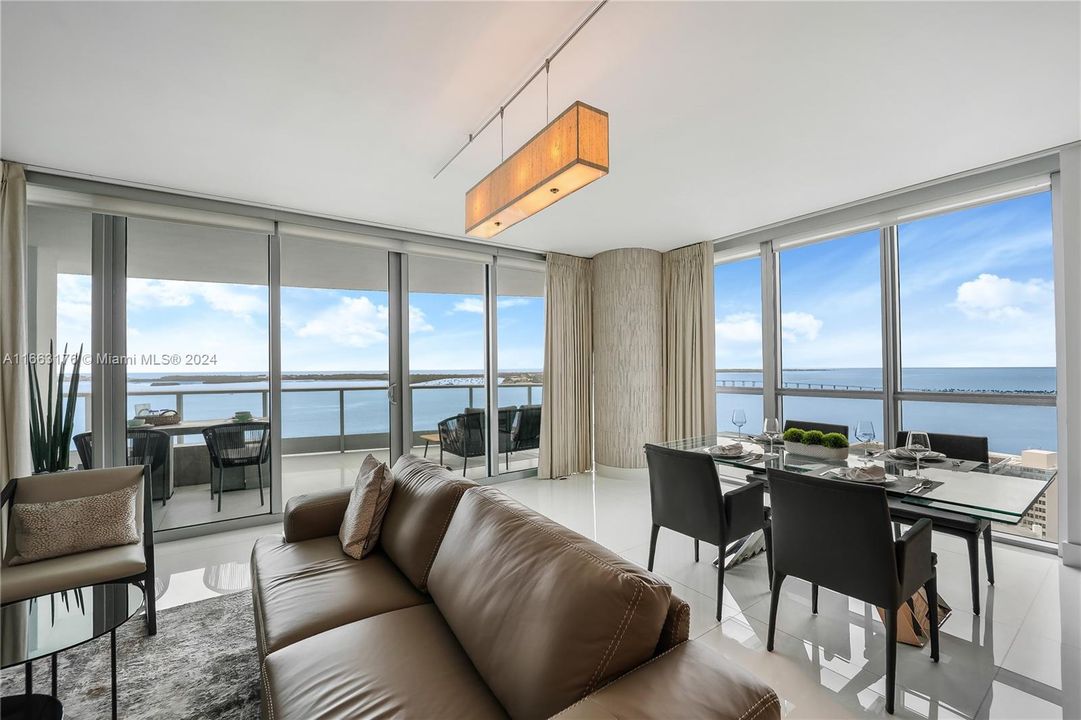 Recently Rented: $11,500 (2 beds, 2 baths, 1878 Square Feet)