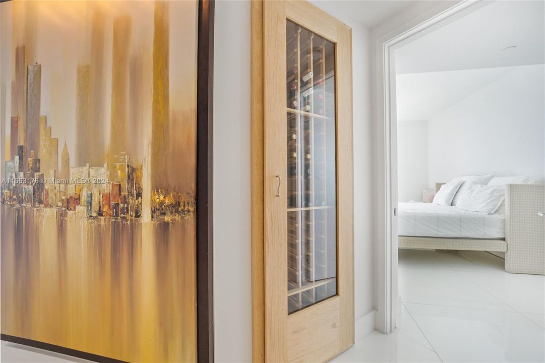 Recently Rented: $11,500 (2 beds, 2 baths, 1878 Square Feet)