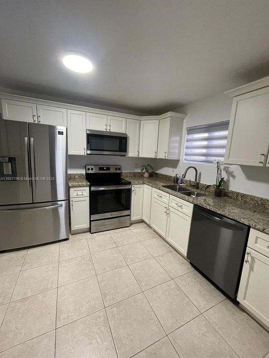 For Rent: $2,900 (2 beds, 2 baths, 1152 Square Feet)