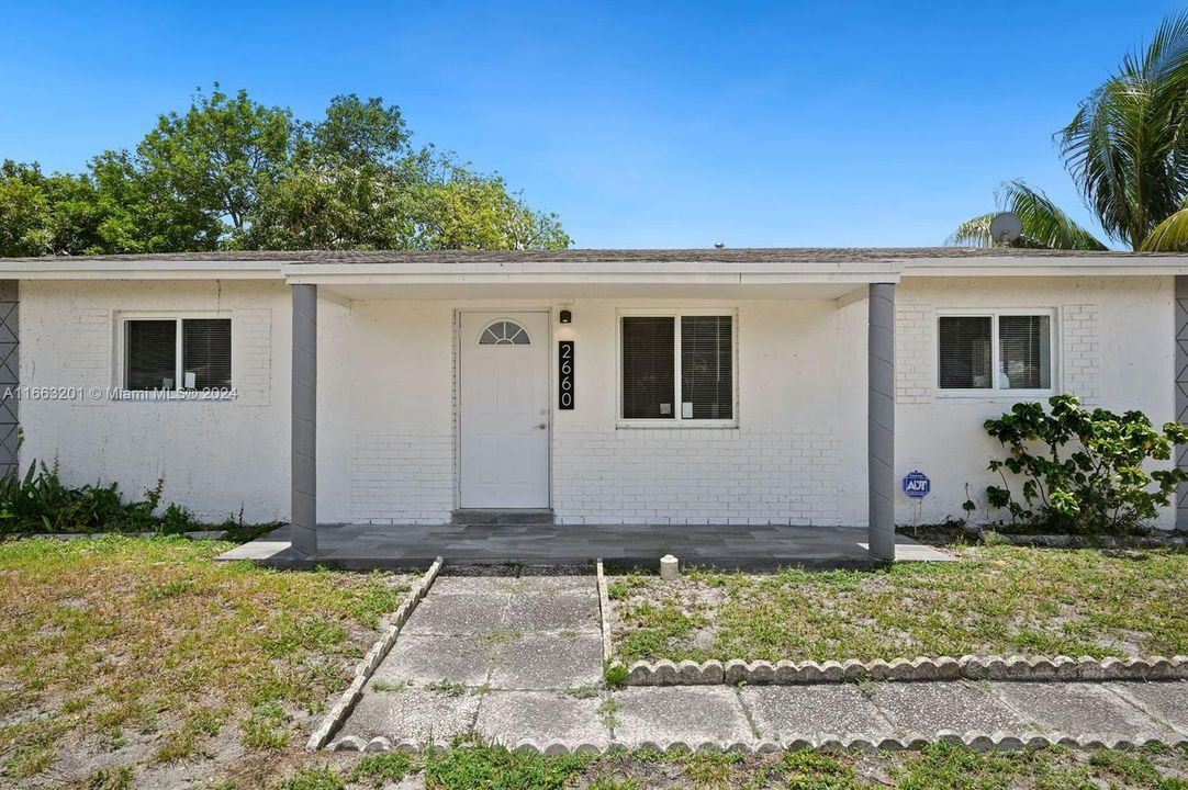 For Sale: $480,000 (3 beds, 2 baths, 1160 Square Feet)