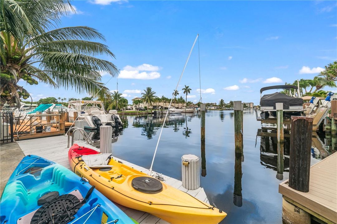 For Sale: $1,550,000 (3 beds, 3 baths, 2630 Square Feet)