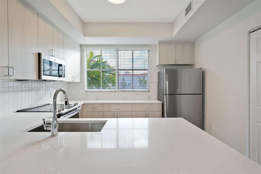 For Rent: $3,815 (2 beds, 2 baths, 1771 Square Feet)