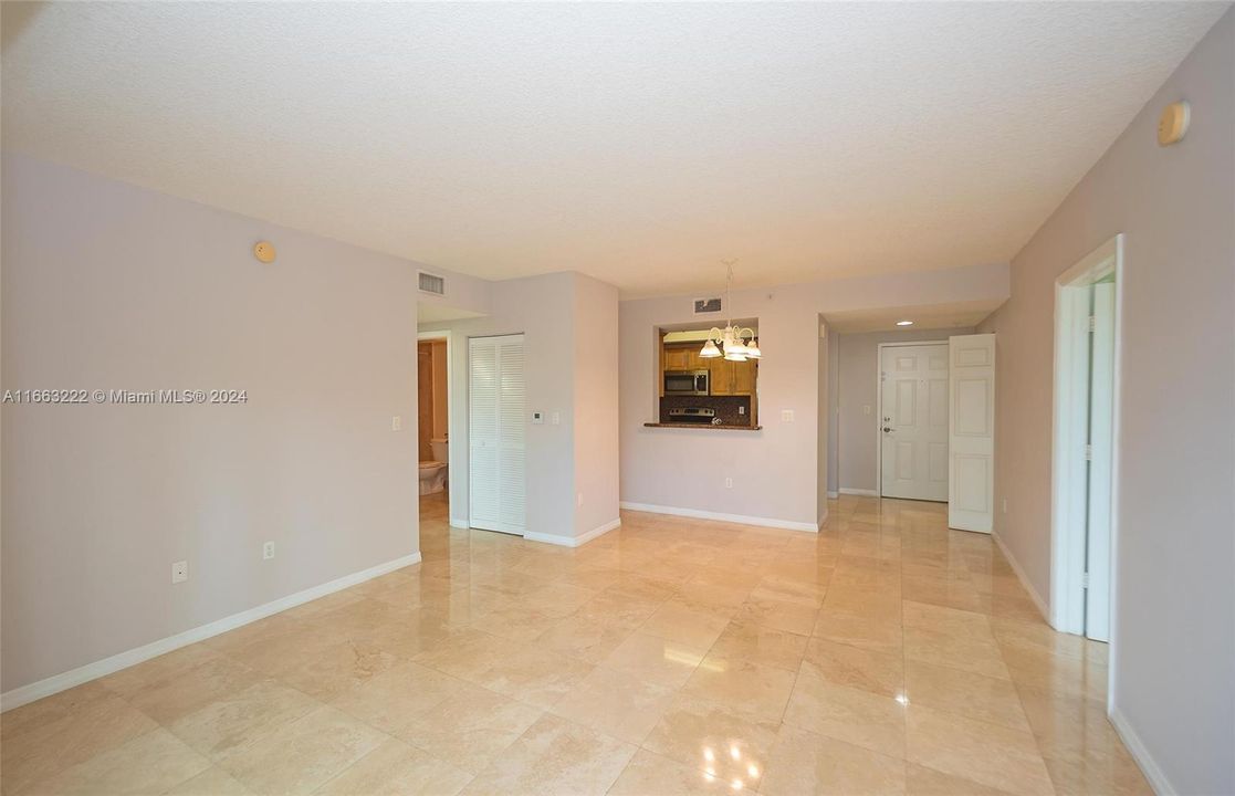 For Rent: $3,500 (2 beds, 2 baths, 1089 Square Feet)