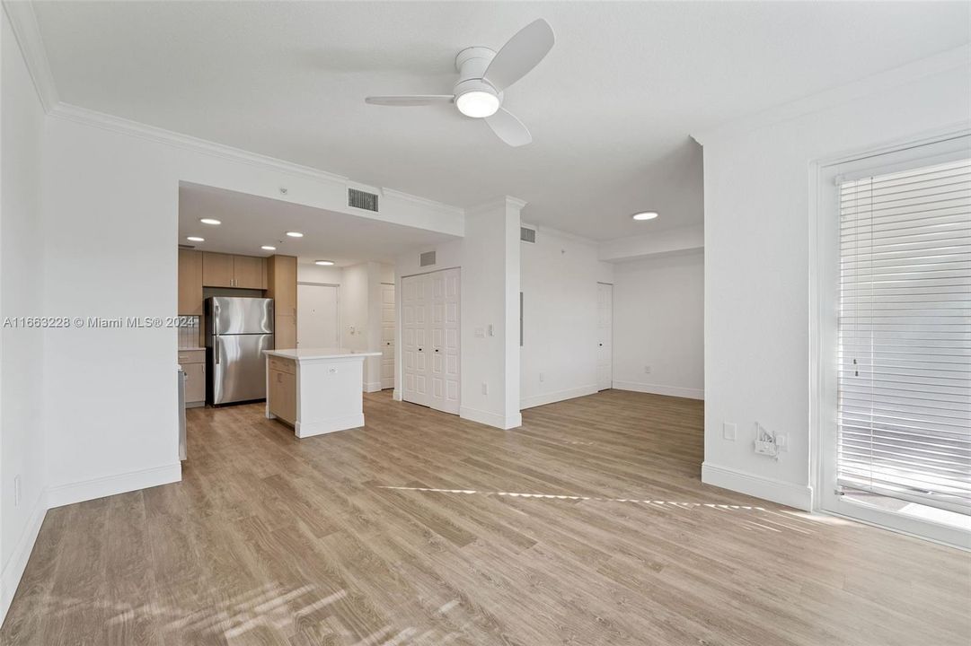 For Rent: $2,836 (2 beds, 2 baths, 1470 Square Feet)