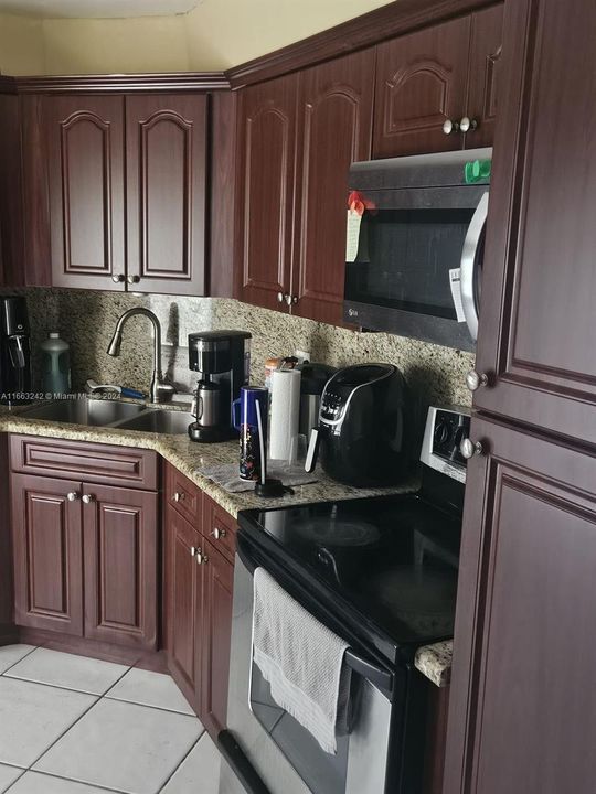 En Venta: $110,000 (2 camas, 2 baños, 1200 Pies cuadrados)