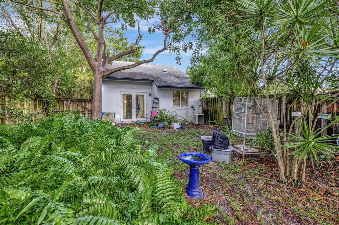 Large oversized private fenced backyard