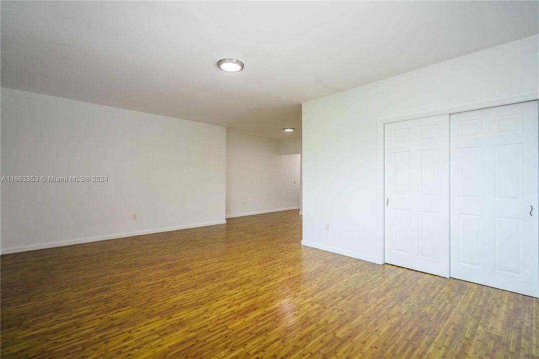 For Rent: $1,850 (1 beds, 1 baths, 600 Square Feet)