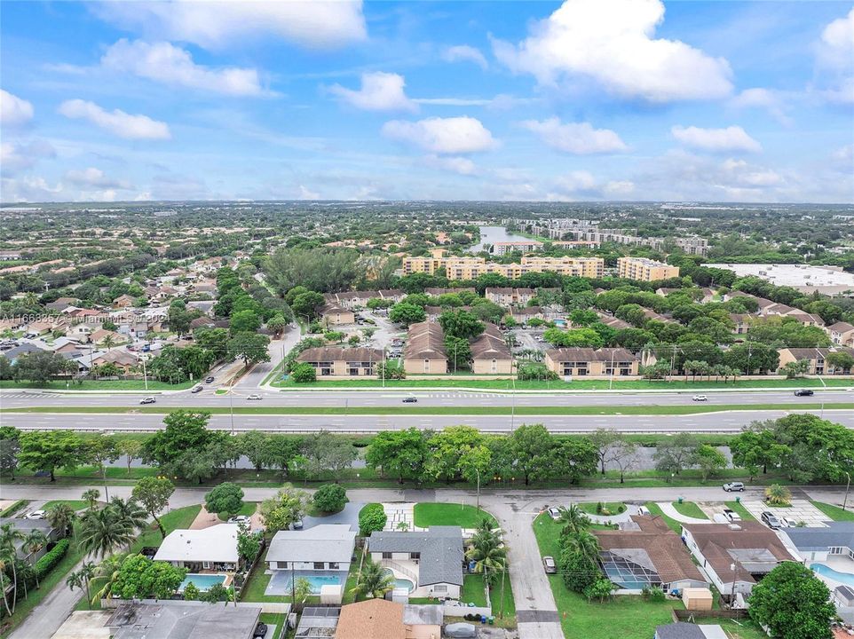 Active With Contract: $3,500 (3 beds, 2 baths, 1328 Square Feet)