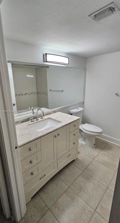 For Rent: $2,100 (1 beds, 1 baths, 743 Square Feet)