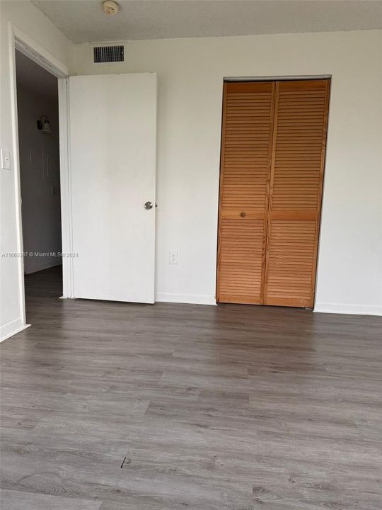 For Rent: $1,700 (1 beds, 1 baths, 634 Square Feet)