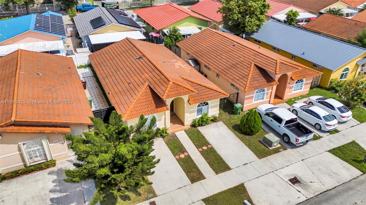 En Venta: $535,000 (3 camas, 2 baños, 1460 Pies cuadrados)