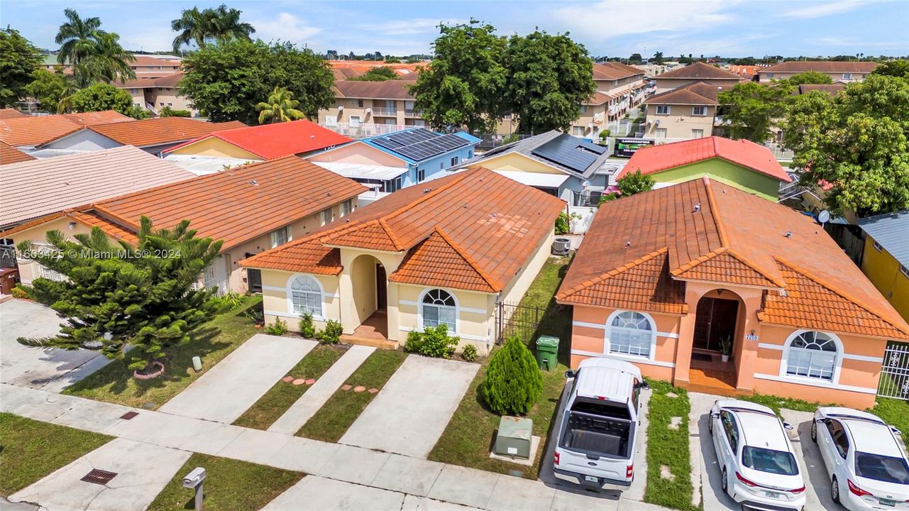 For Sale: $535,000 (3 beds, 2 baths, 1460 Square Feet)