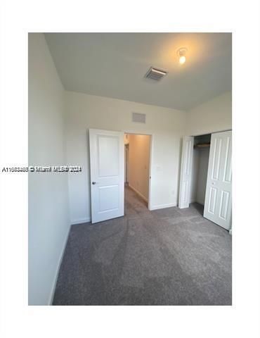 For Rent: $2,950 (3 beds, 2 baths, 1403 Square Feet)