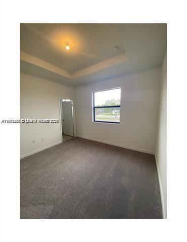 For Rent: $2,950 (3 beds, 2 baths, 1403 Square Feet)