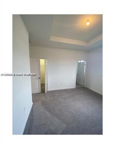 For Rent: $2,950 (3 beds, 2 baths, 1403 Square Feet)