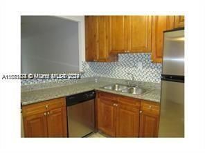 For Rent: $1,500 (1 beds, 1 baths, 740 Square Feet)