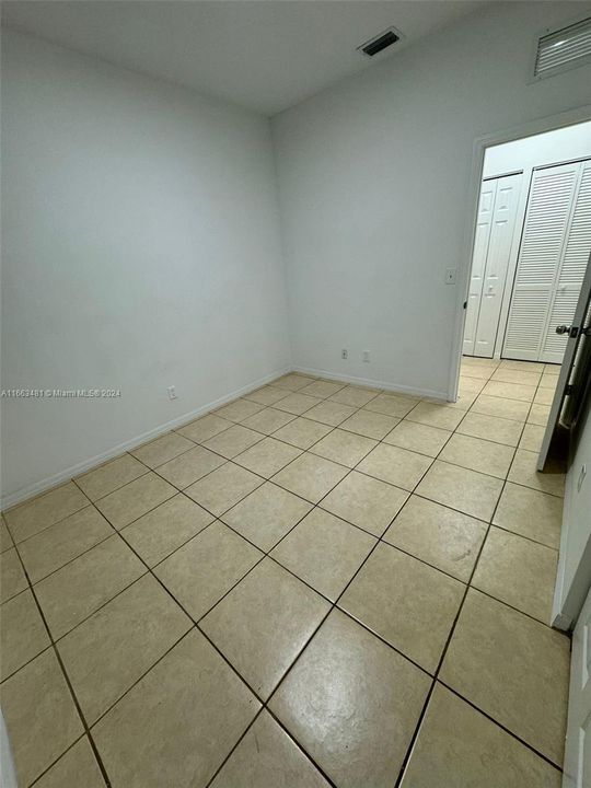 For Rent: $2,075 (2 beds, 2 baths, 1028 Square Feet)