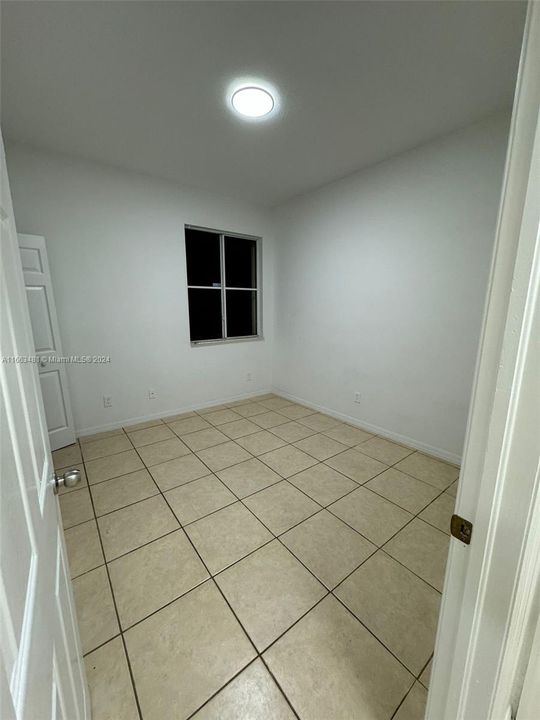 For Rent: $2,075 (2 beds, 2 baths, 1028 Square Feet)