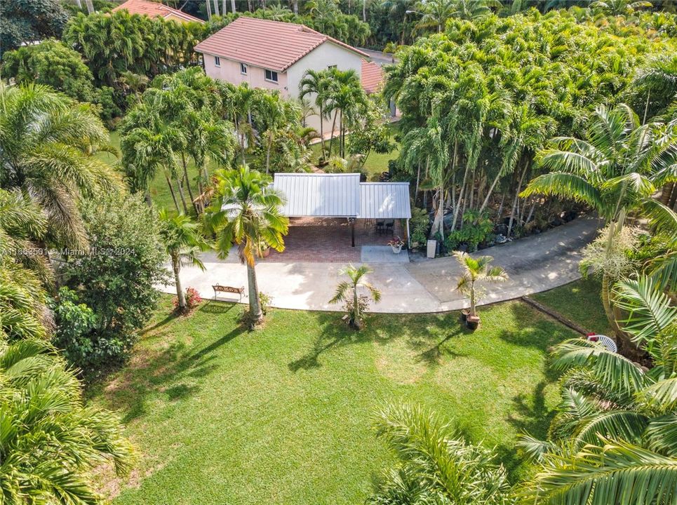 En Venta: $1,600,000 (4 camas, 3 baños, 2342 Pies cuadrados)