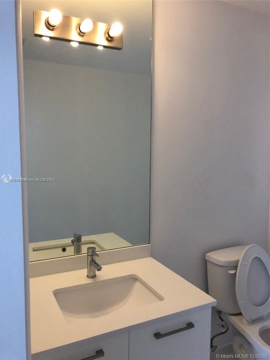 For Rent: $2,600 (1 beds, 1 baths, 607 Square Feet)