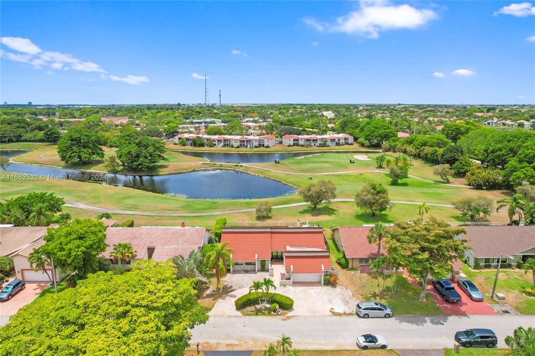 For Sale: $735,000 (3 beds, 2 baths, 2368 Square Feet)