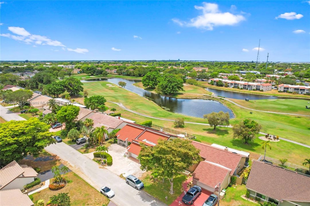 For Sale: $735,000 (3 beds, 2 baths, 2368 Square Feet)