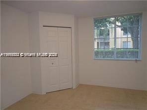 For Rent: $1,950 (1 beds, 1 baths, 742 Square Feet)