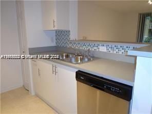 For Rent: $1,950 (1 beds, 1 baths, 742 Square Feet)