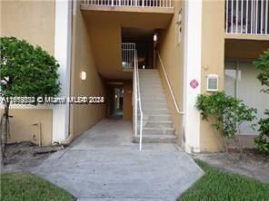 For Rent: $1,950 (1 beds, 1 baths, 742 Square Feet)