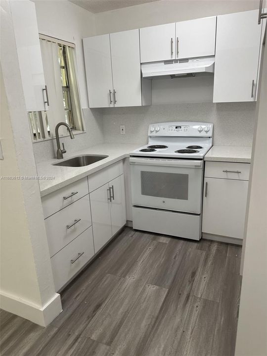 For Rent: $2,300 (2 beds, 1 baths, 0 Square Feet)