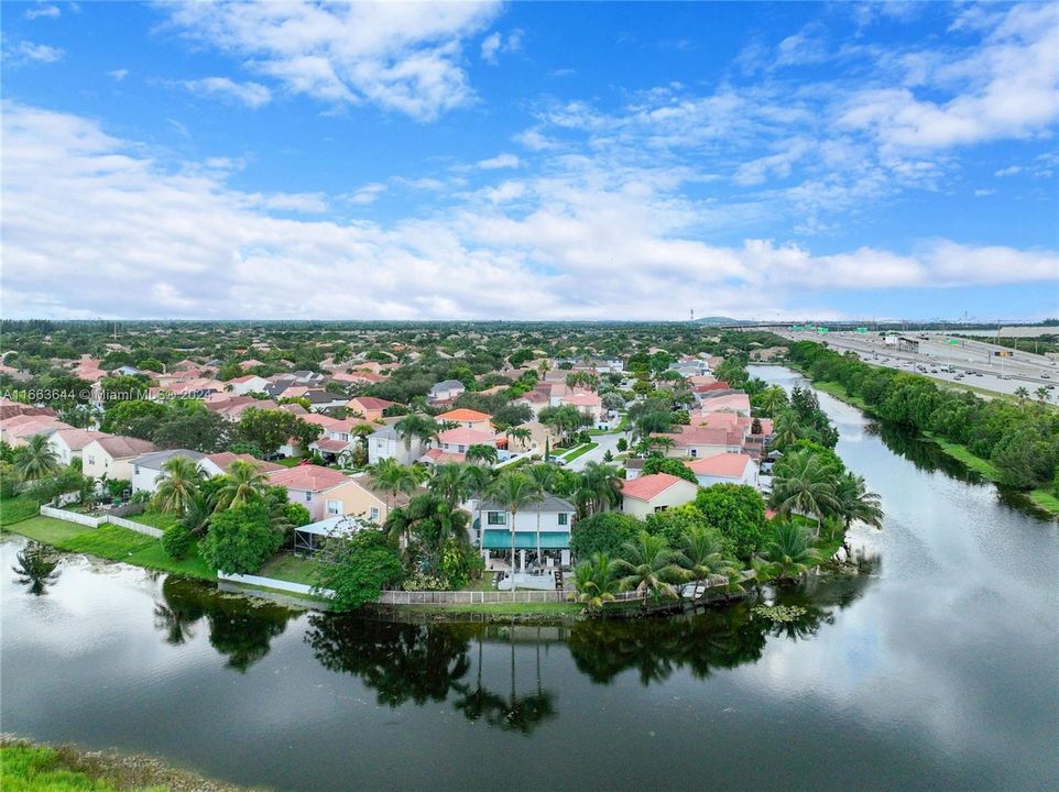 For Sale: $775,900 (3 beds, 2 baths, 1726 Square Feet)