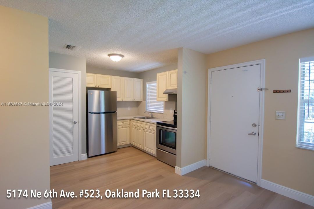 For Rent: $1,750 (2 beds, 1 baths, 609 Square Feet)