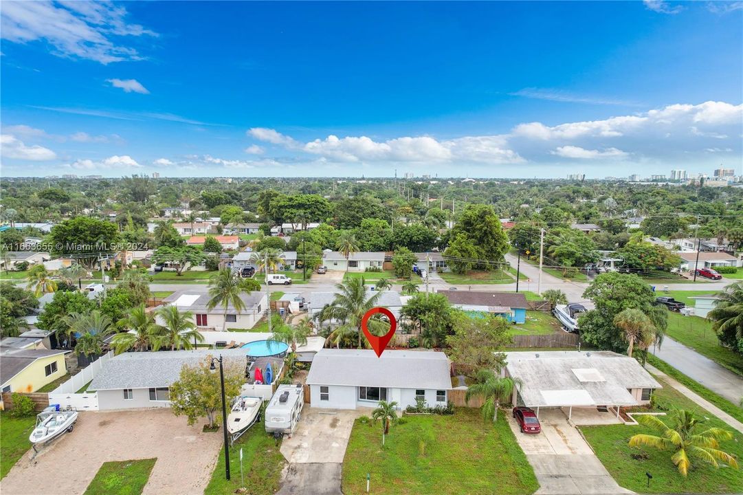 For Sale: $485,000 (3 beds, 2 baths, 1159 Square Feet)